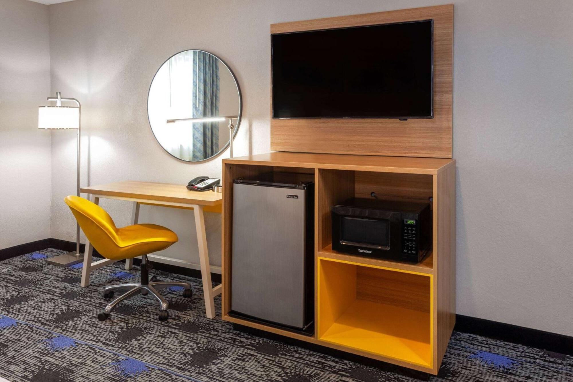 Days Inn By Wyndham Wooster Kültér fotó