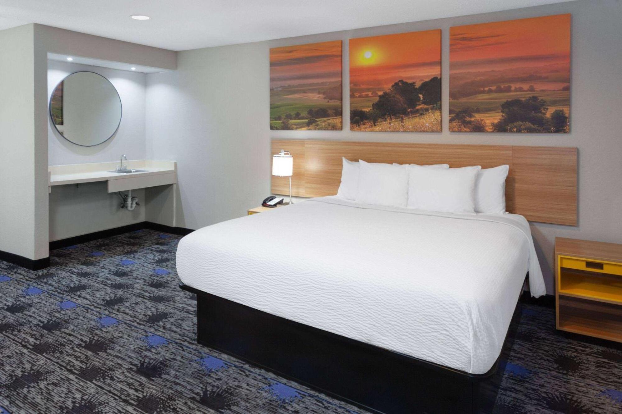 Days Inn By Wyndham Wooster Kültér fotó