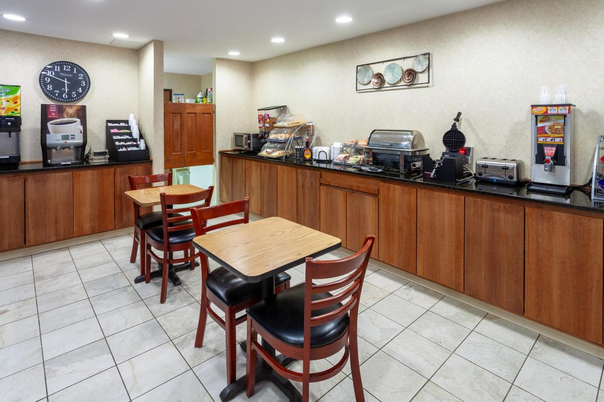 Days Inn By Wyndham Wooster Kültér fotó
